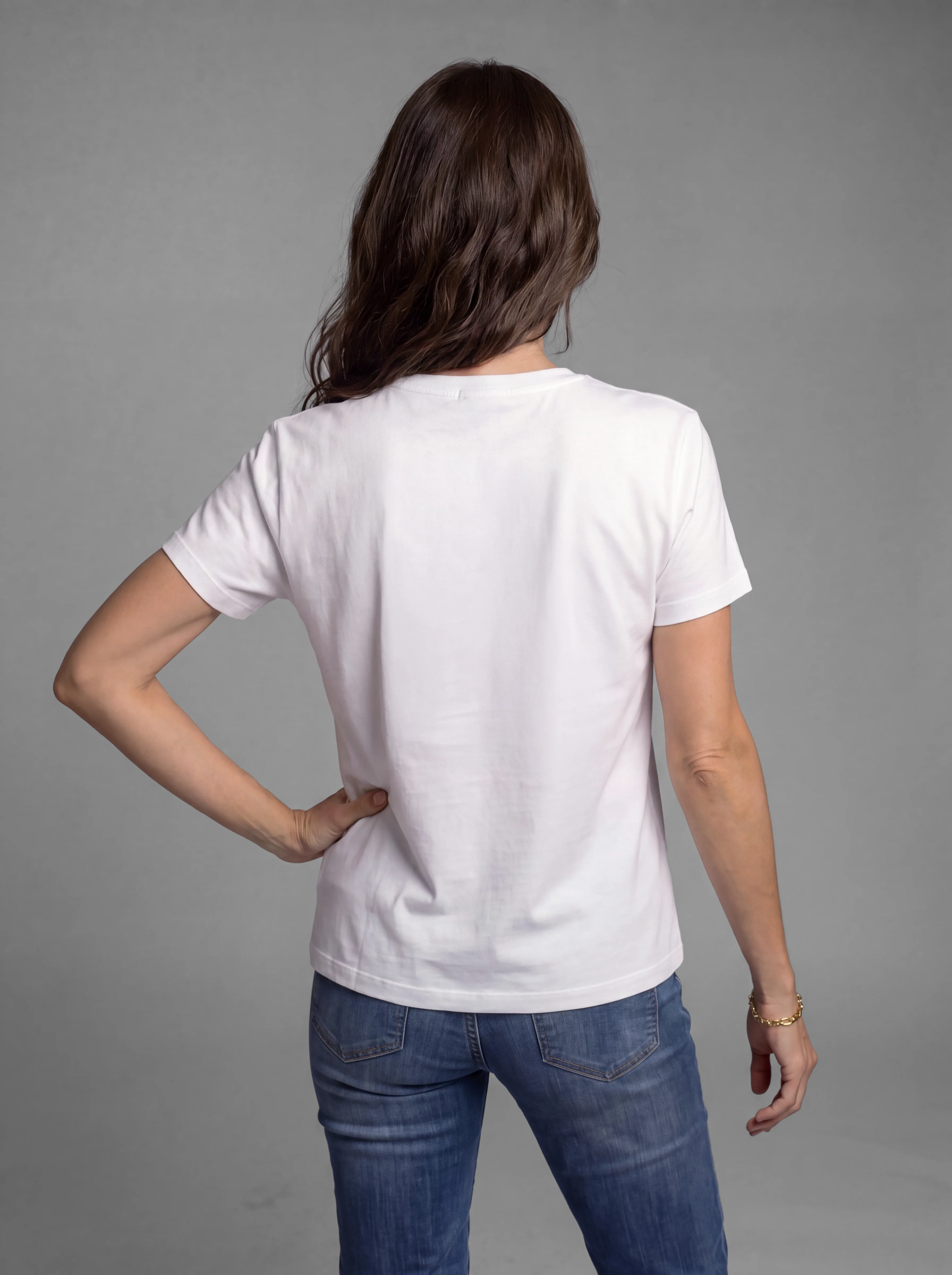 Camiseta Blanca Abstracta Mujer - Image 3